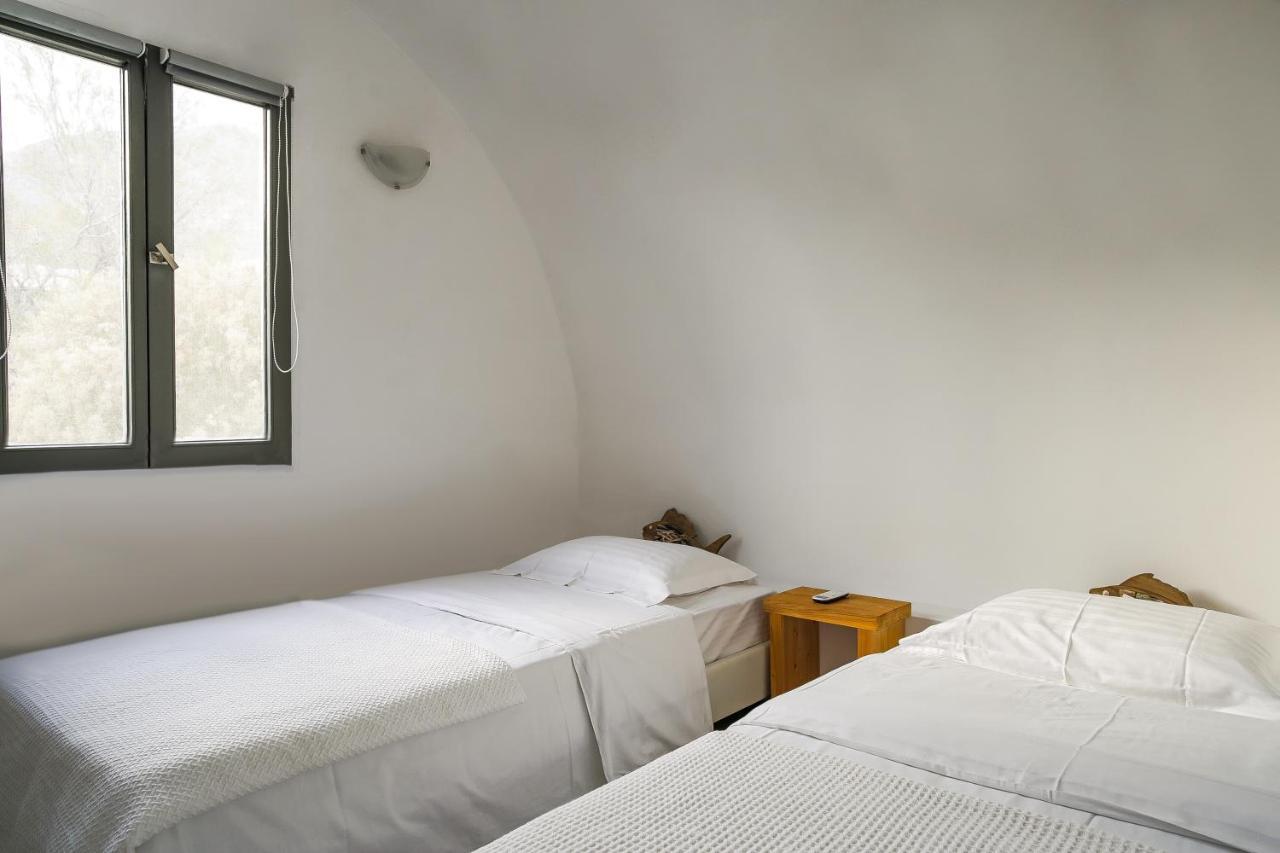 Exi Sea Side Suites Perissa  Zewnętrze zdjęcie