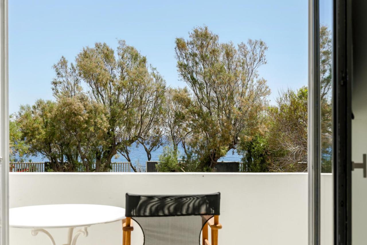 Exi Sea Side Suites Perissa  Zewnętrze zdjęcie